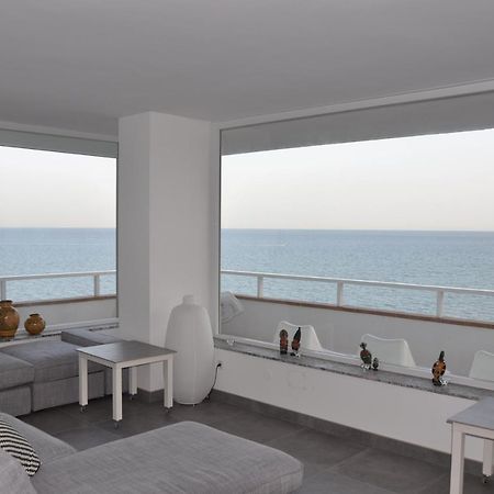 Magnifique Appartement Avec Une Incroyable Vue Sur Mer ตอร์เรโมลิโนส ภายนอก รูปภาพ