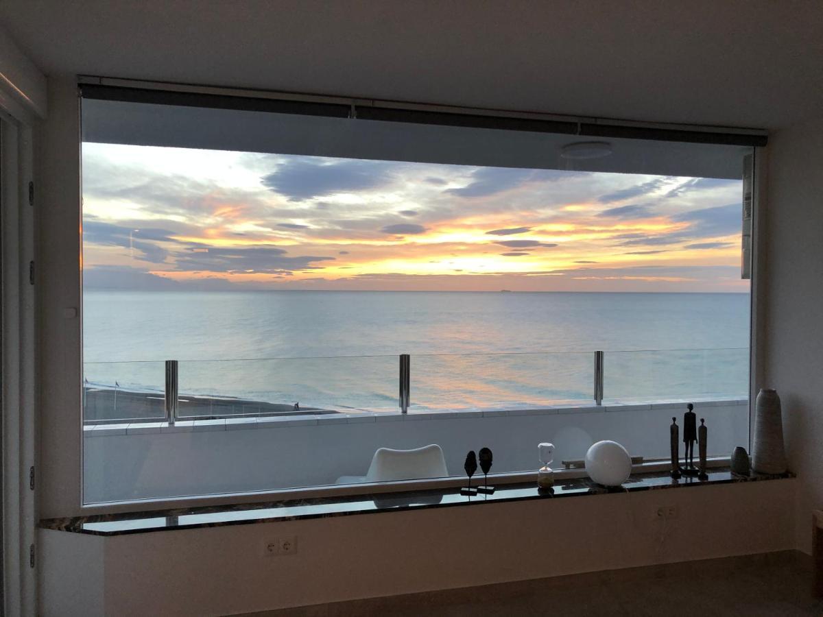 Magnifique Appartement Avec Une Incroyable Vue Sur Mer ตอร์เรโมลิโนส ภายนอก รูปภาพ