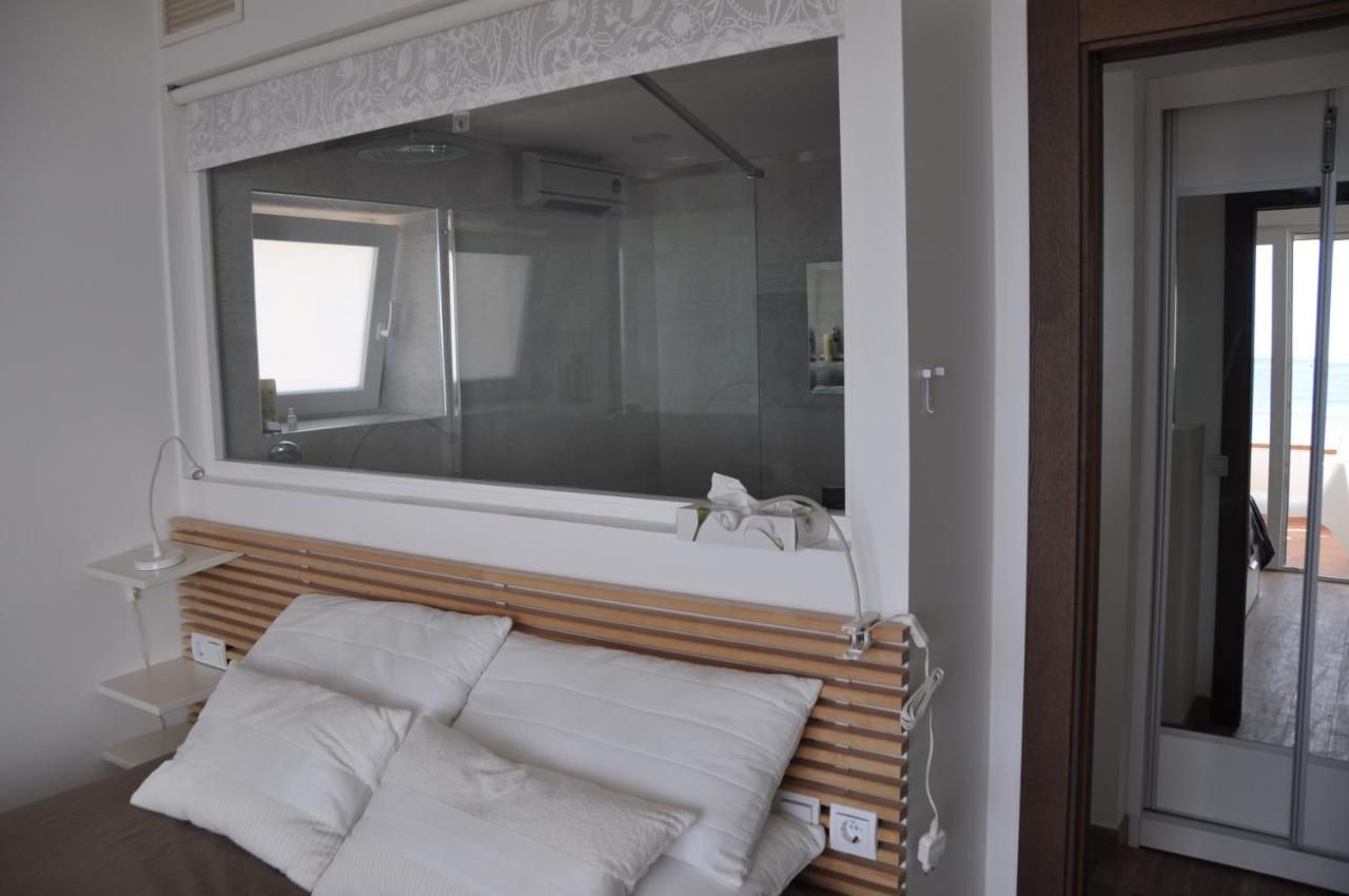 Magnifique Appartement Avec Une Incroyable Vue Sur Mer ตอร์เรโมลิโนส ภายนอก รูปภาพ